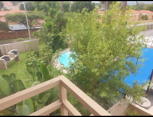 3 BEDROOM TOWNHOUSE FOR SALE IN RADIOKOP